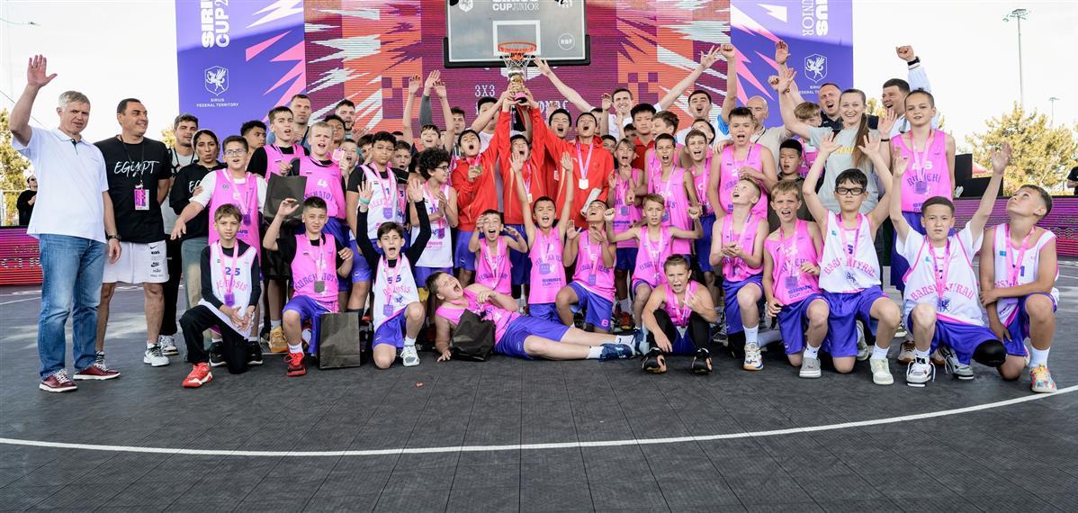 Баскетболисты из Химок дошли до полуфинала Sirius Cup Junior.