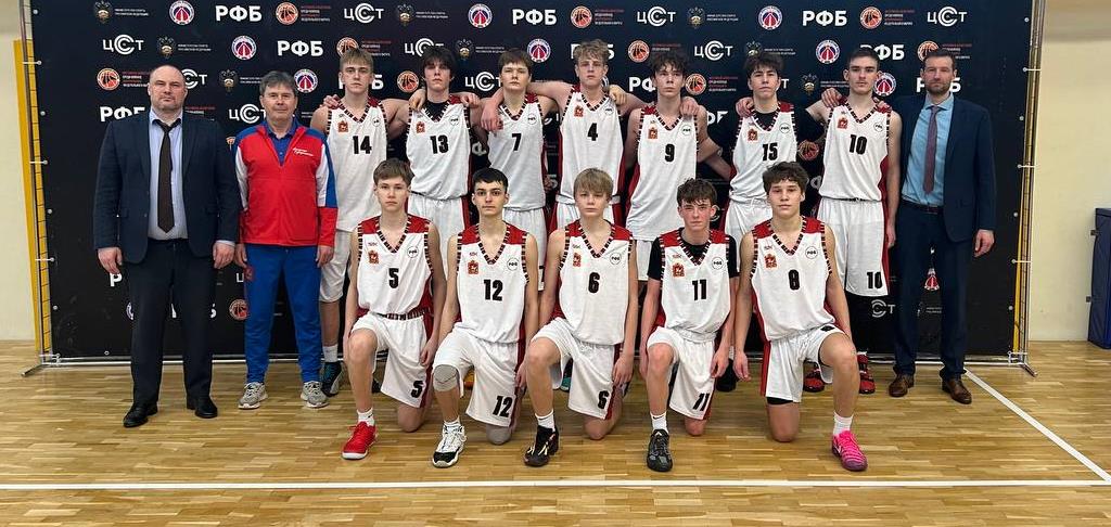 Сборная Московской области стартовала в отборочном турнире к XIII летней Спартакиаде учащихся.